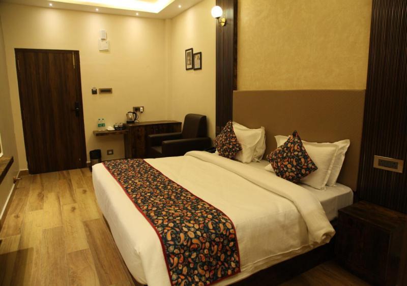 Dakshin Suites Srikakulam Esterno foto