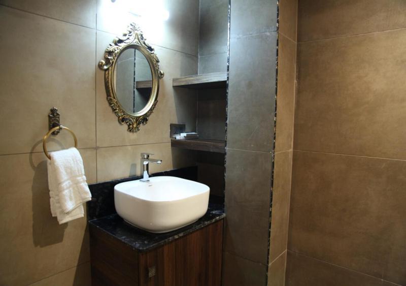 Dakshin Suites Srikakulam Esterno foto